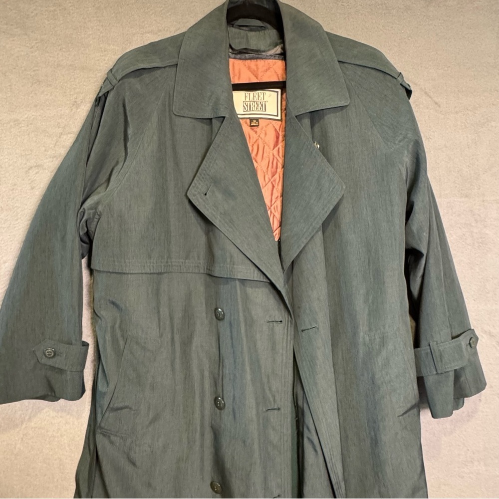 Fleet Street Green Trench Coat with Quilted Lining, size 14